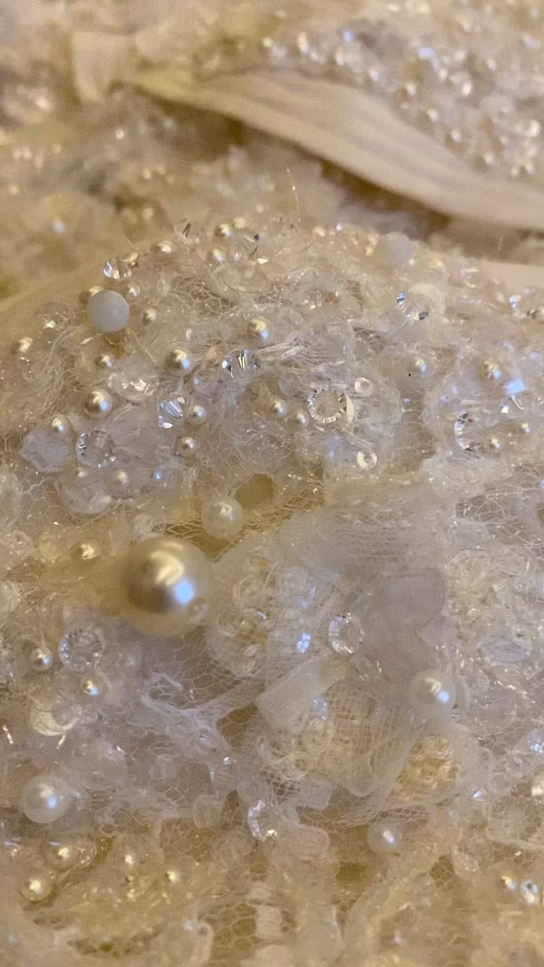 Post 6 by فساتين زفاف Wedding dress on Instagram (video)