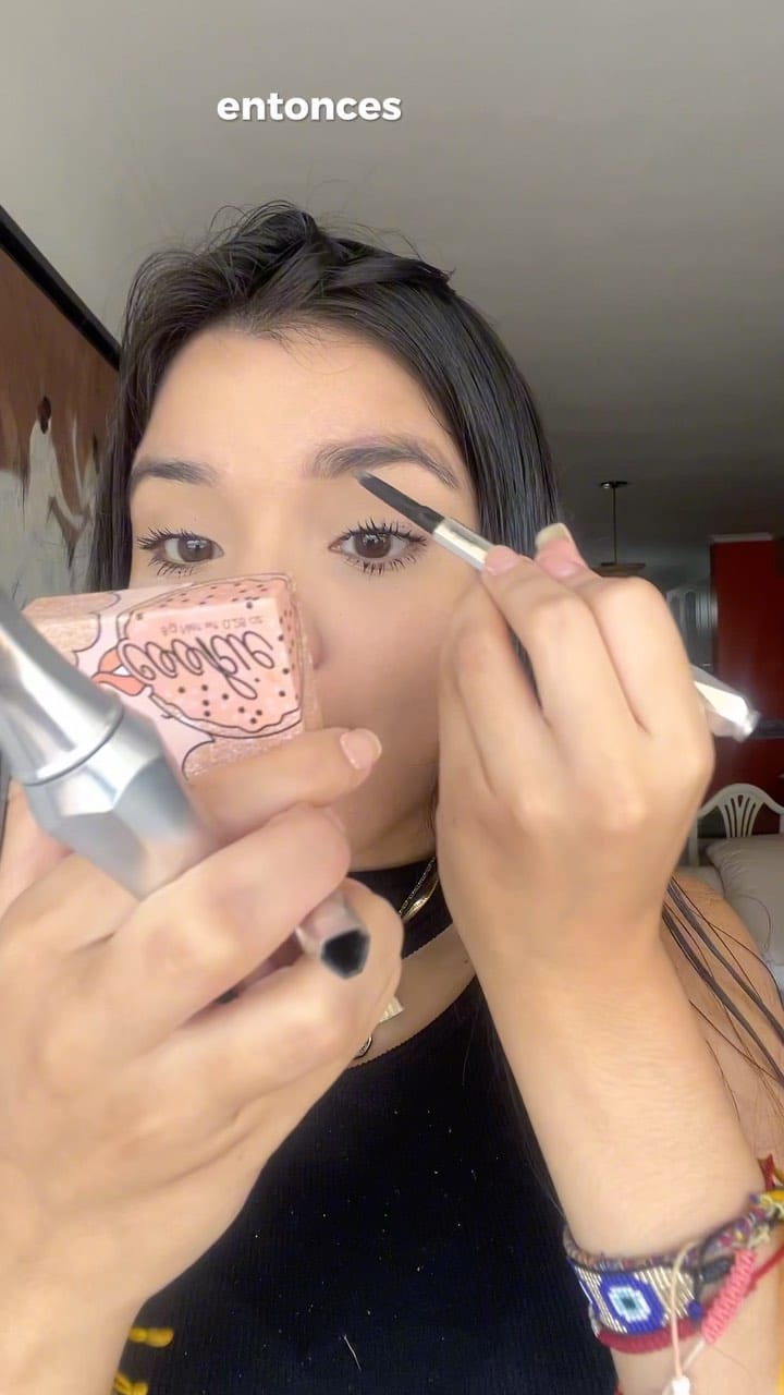 Post 7 by Makeup Artist ~ ℳorelia ℒ💎 on Instagram (video)