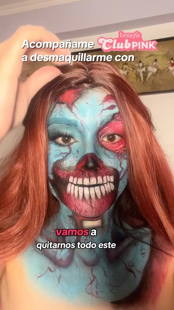 Post 2 by Makeup Artist ~ ℳorelia ℒ💎 on Instagram (video)