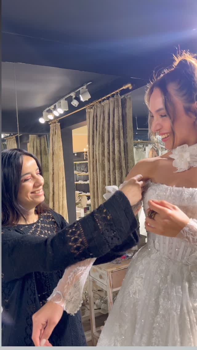 Post 9 by BY BEYAZ WEDDİNG | Wedding Dress | Gelinlik on Instagram (video)