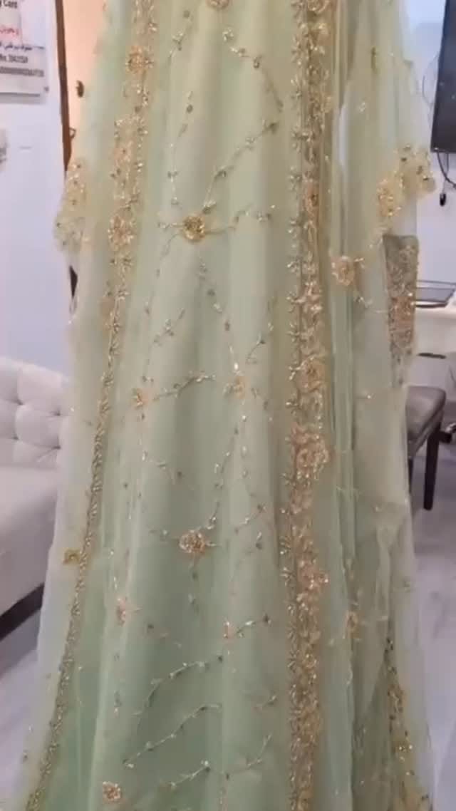 Post 6 by Elamode Haute Couture on Instagram (video)