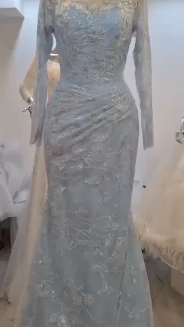 Post 7 by Elamode Haute Couture on Instagram (video)