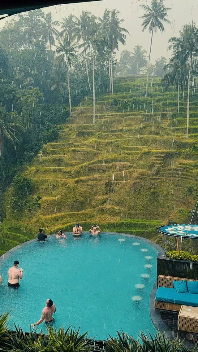 Post 6 by 𝕾𝖊𝖗𝖍𝖆𝖉 𝕶𝖆𝖗𝖆𝖉𝖚𝖒𝖆𝖓 ® on Instagram (video)