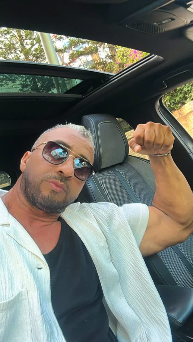 Post 4 by Yasser EL on Instagram (video)