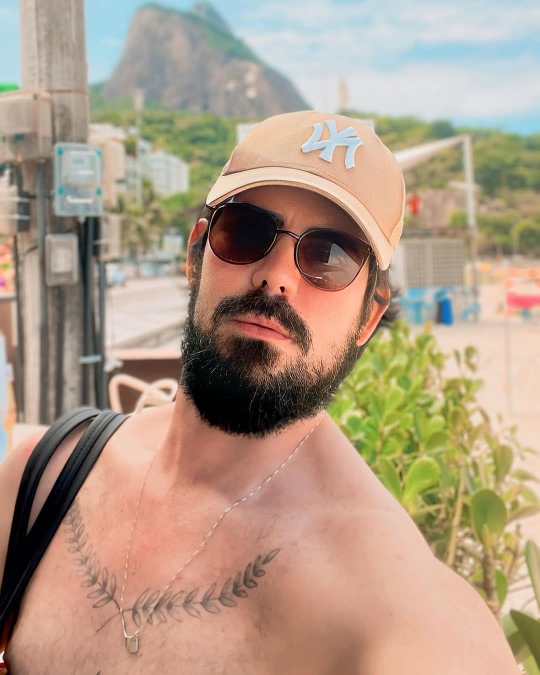 Post 8 by Brenno Lopes on Instagram (image)