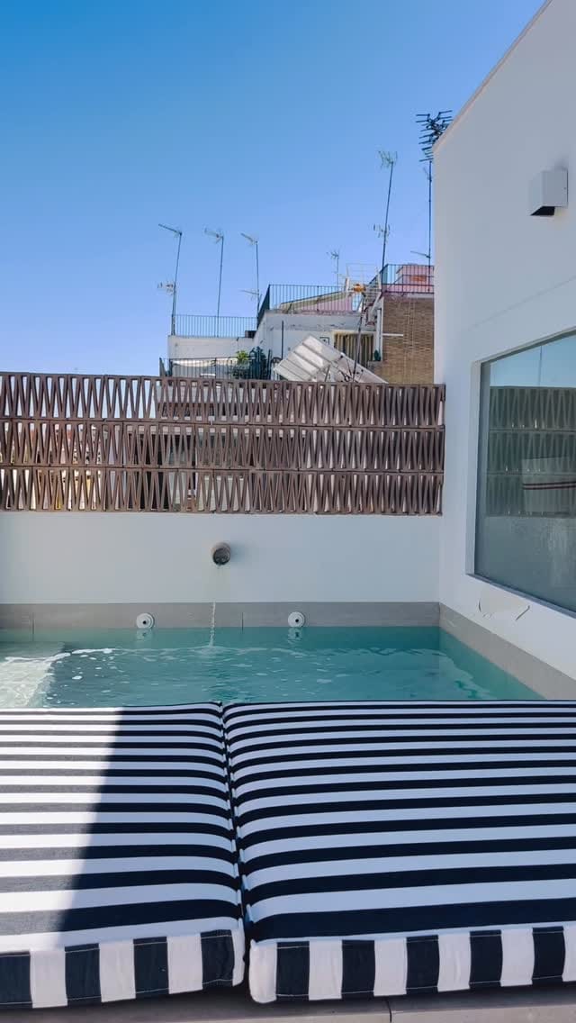 Post 8 by Amparo Garrido Decoración on Instagram (video)