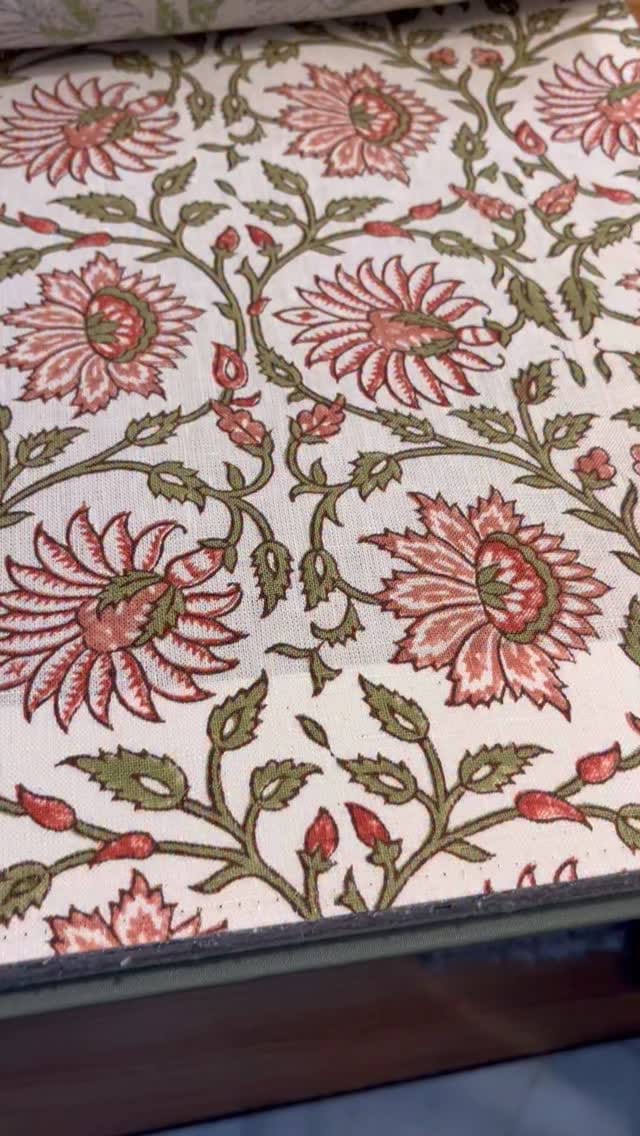 Post 6 by Amparo Garrido Decoración on Instagram (video)
