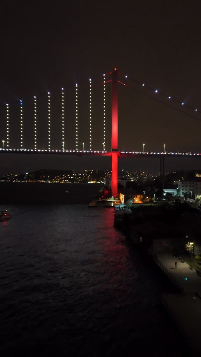 Post 3 by Istanbul City on Instagram (video)