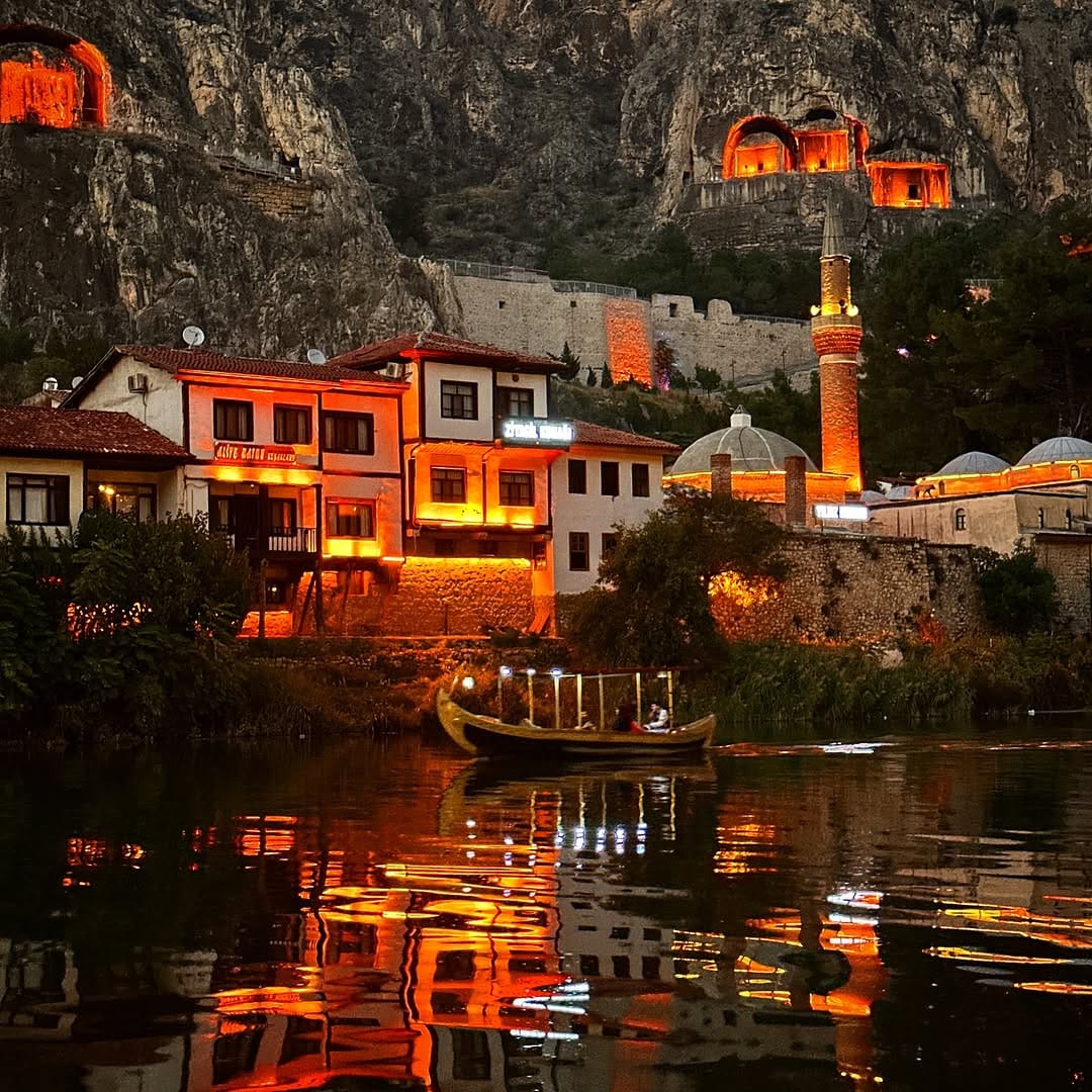 Post 9 by Selçuk Öğretmenin objektifi on Instagram (image)
