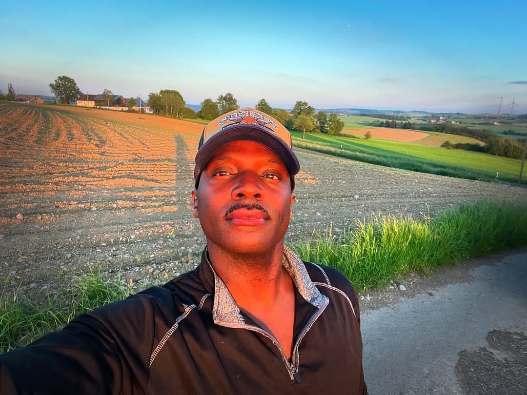 Post 1 by Lawrence Simmons on Instagram (image)