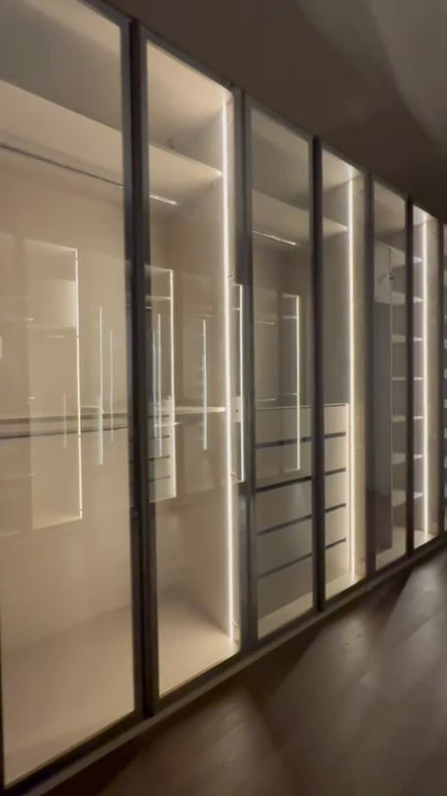 Post 2 by Reflekte Camlı Dolaplar... on Instagram (video)