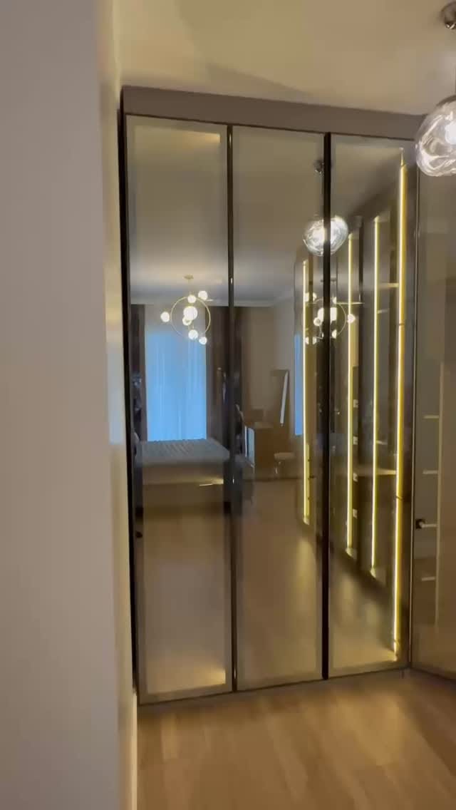 Post 8 by Reflekte Camlı Dolaplar... on Instagram (video)
