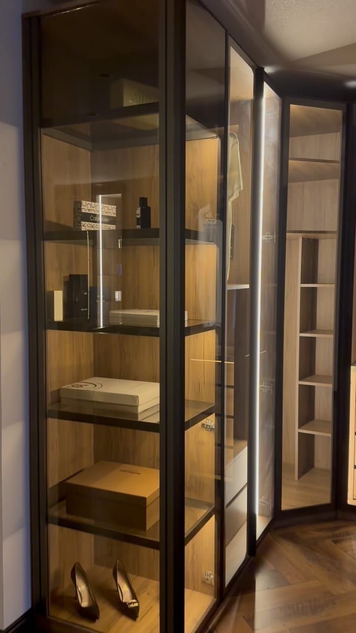 Post 9 by Reflekte Camlı Dolaplar... on Instagram (video)
