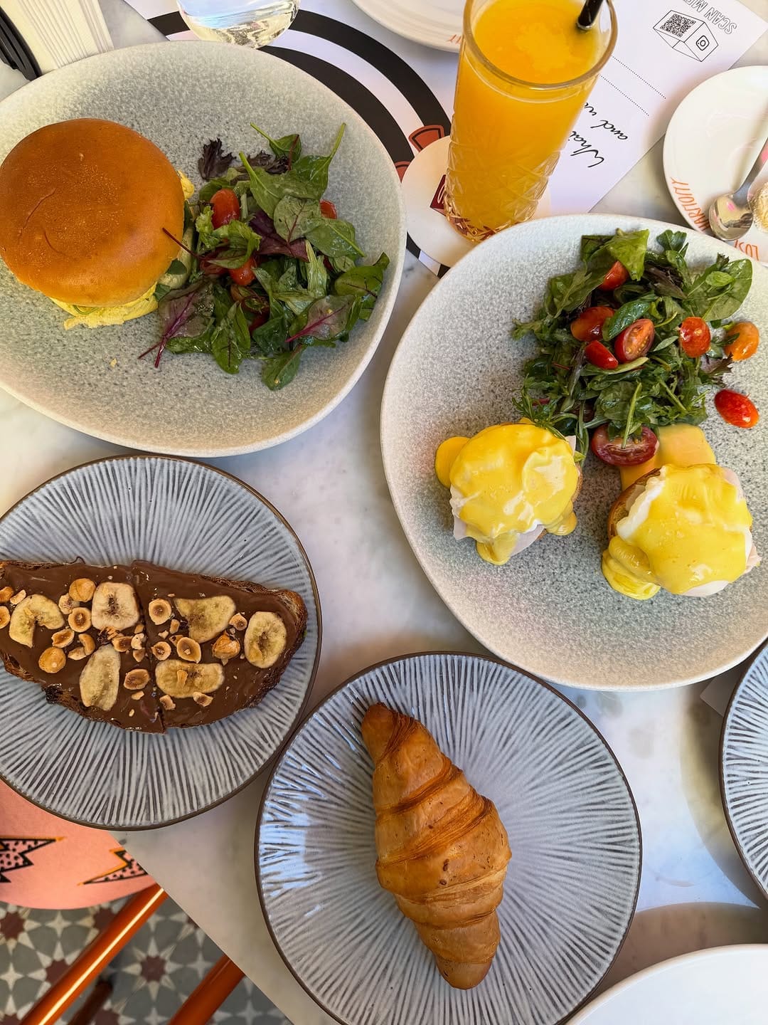 Post 3 by Jane Mounla [au chocolat] on Instagram (carousel)