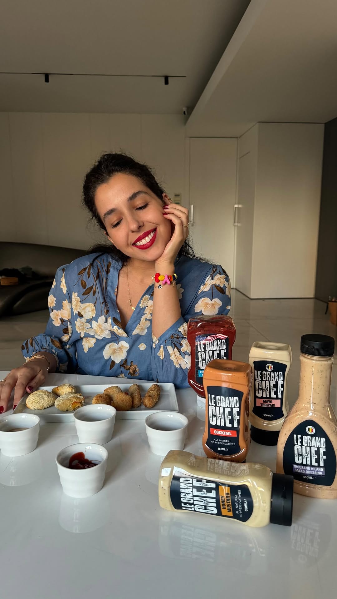 Post 4 by Jane Mounla [au chocolat] on Instagram (video)