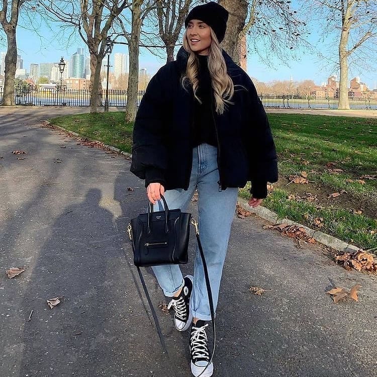 Post 9 by Lookbook on Instagram (image)