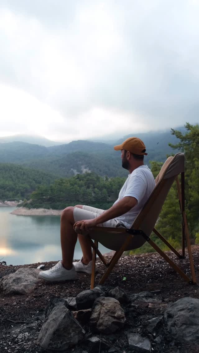 Post 9 by Dogadasin 🌲 on Instagram (video)