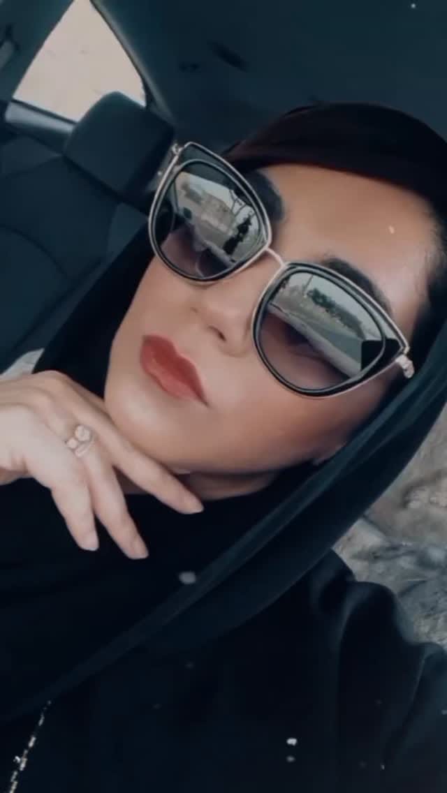 Post 2 by Zahra Awaz | Dubai Influencer on Instagram (video)