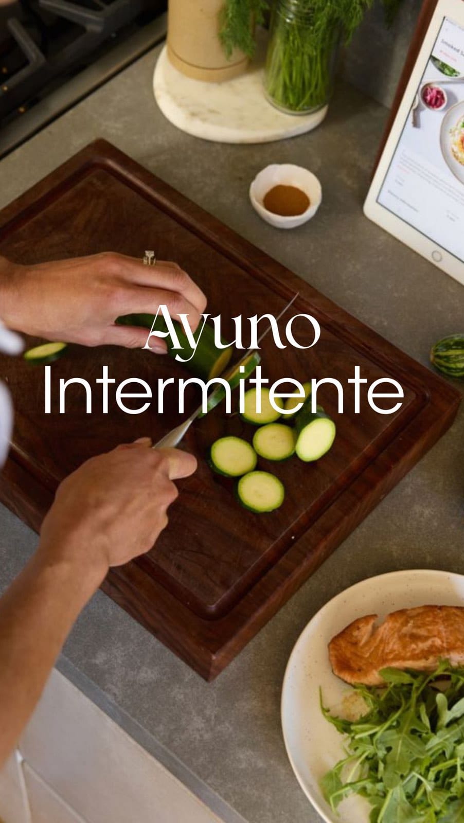 Post 4 by Julia Nunes Nutriologa on Instagram (video)