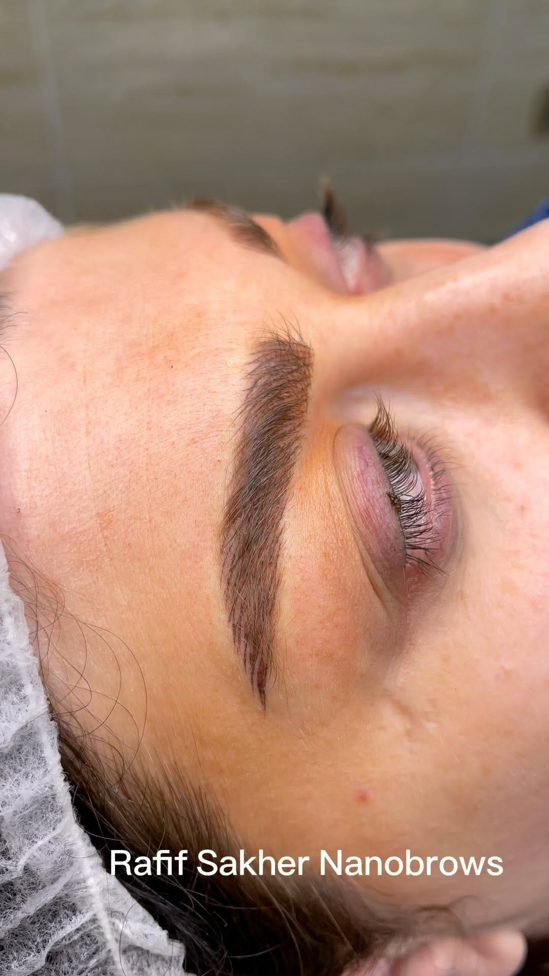 Post 8 by Rafif Sakher Phiacademy / Phibrows dubai on Instagram (video)