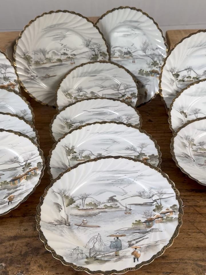Post 4 by BROCANTE Pequeño Comercio on Instagram (carousel)