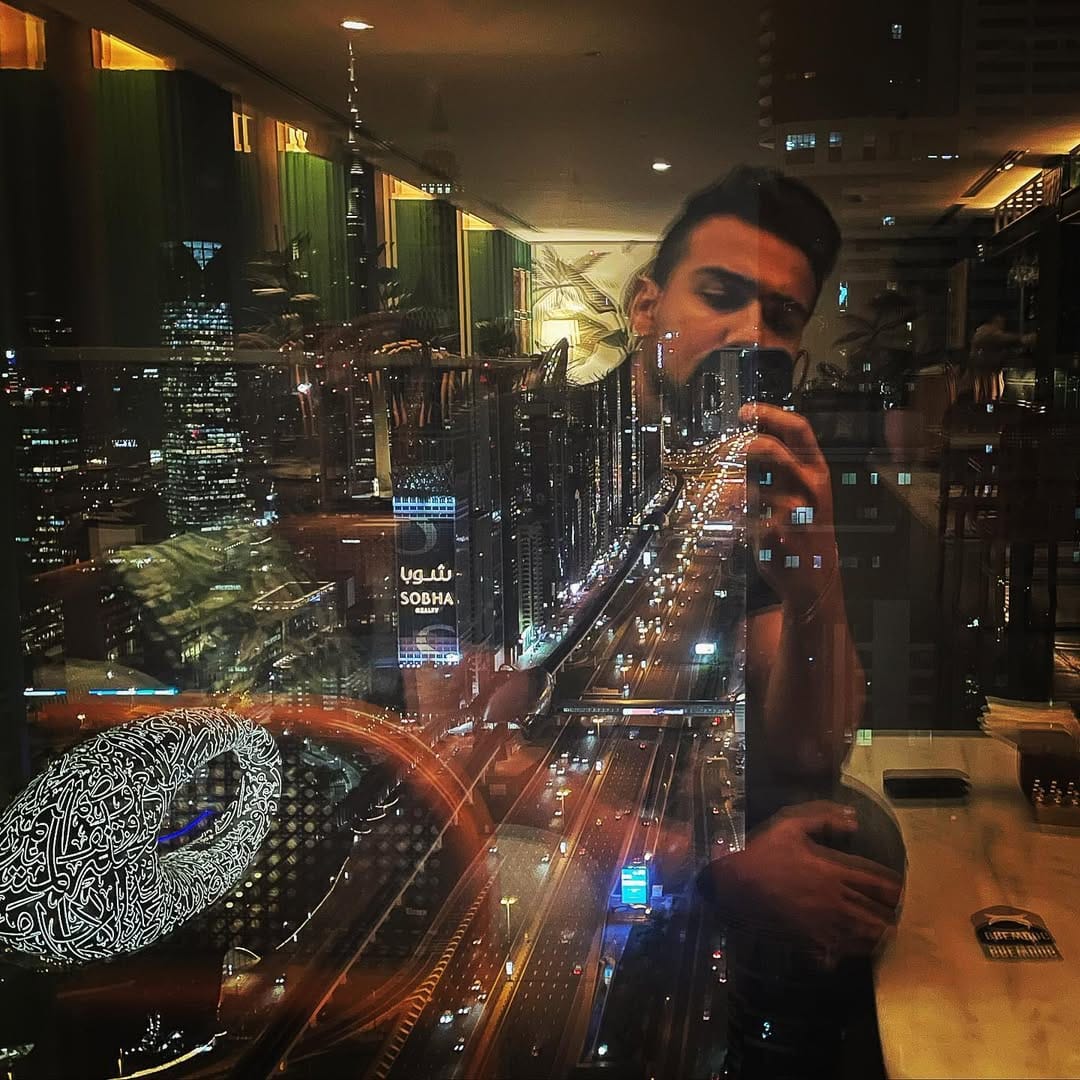 Post 3 by Mo7sen on Instagram (image)