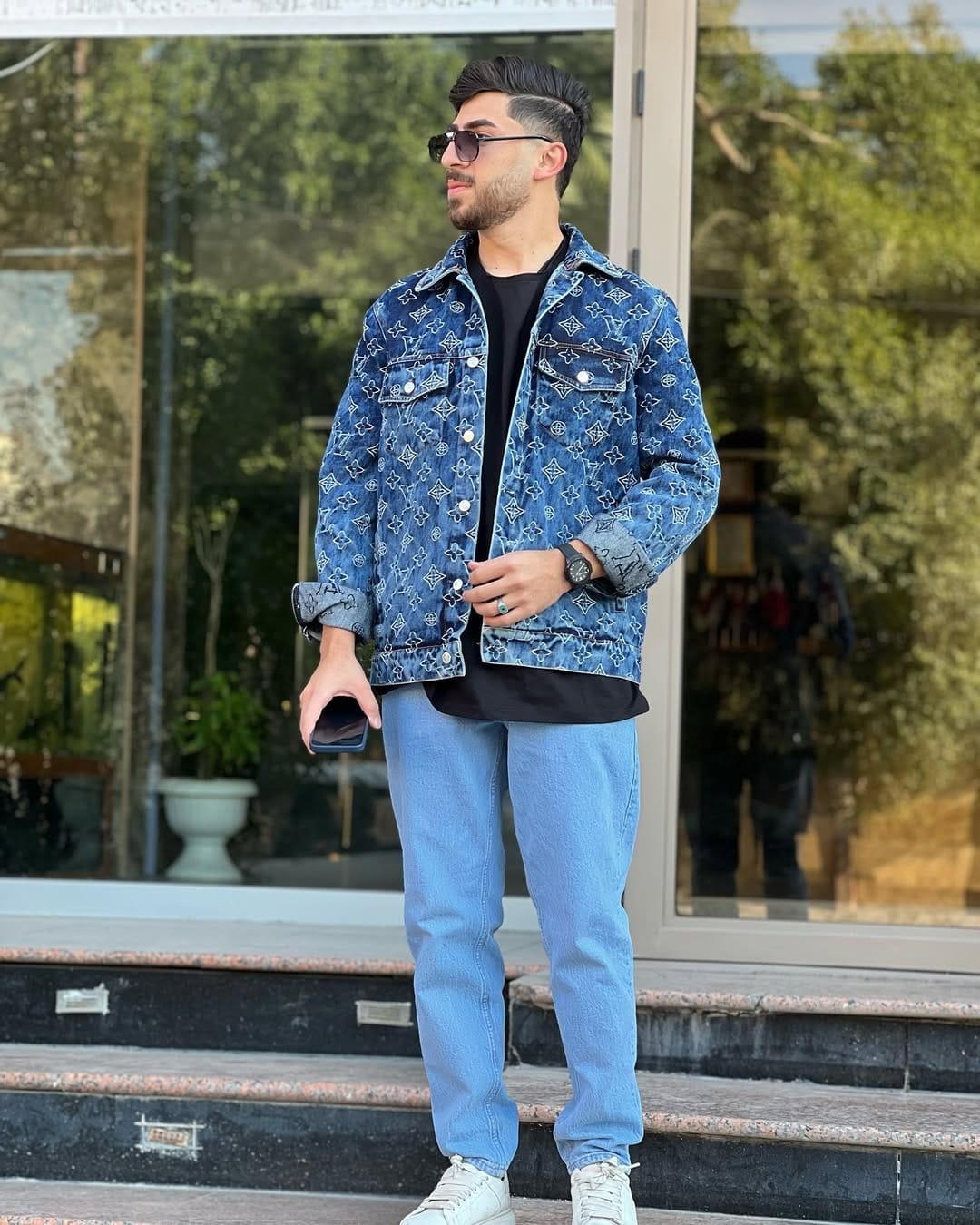 Post 8 by sadeq jjafar on Instagram (image)