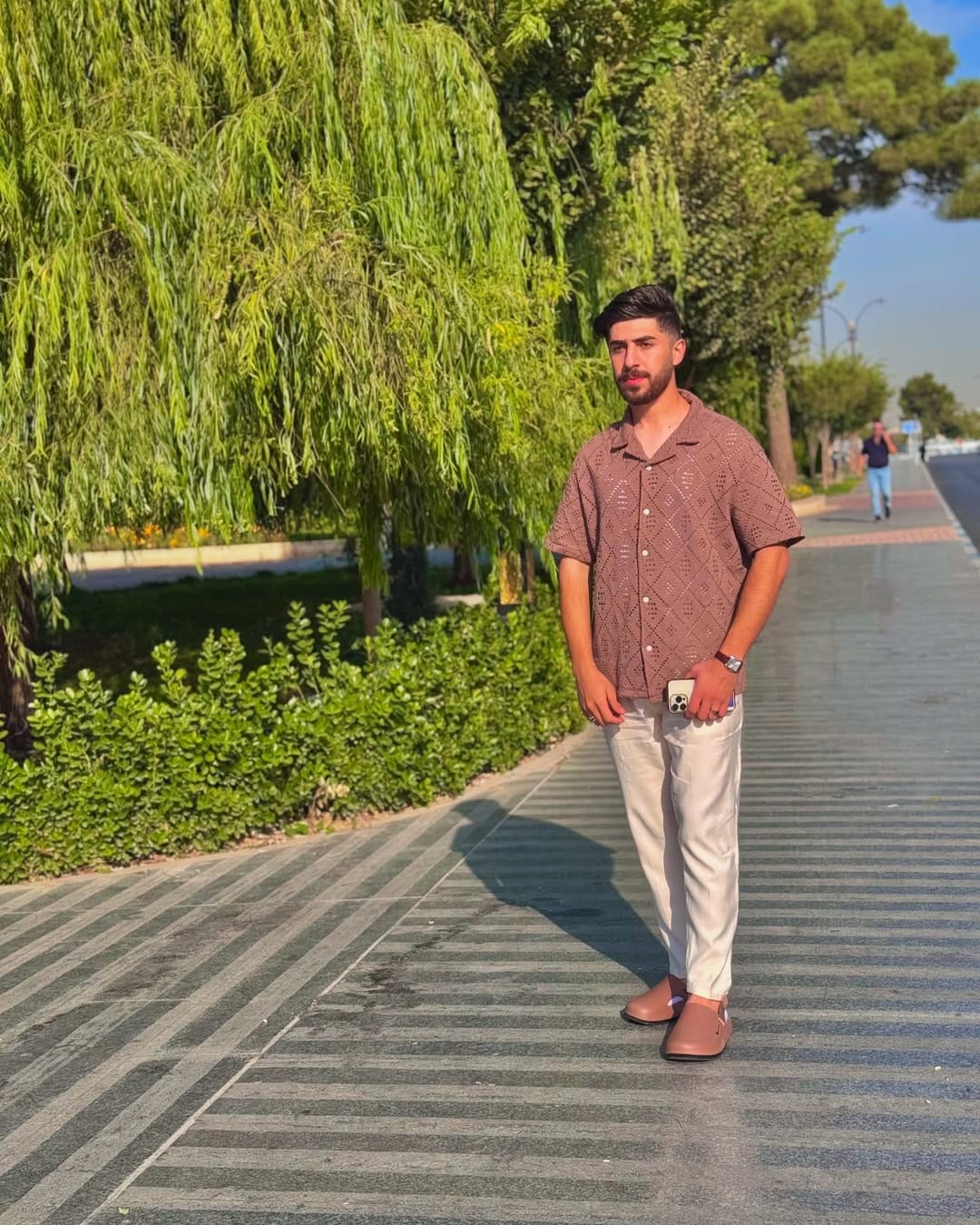 Post 10 by sadeq jjafar on Instagram (carousel)