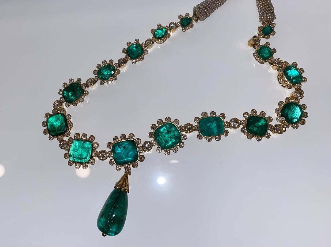 Post 4 by Moti Jewels Palace on Instagram (carousel)