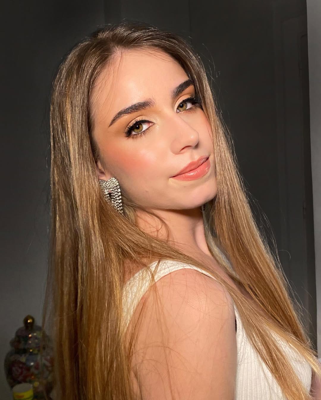 Post 2 by 𝐿𝑈𝐶𝐼𝐴  𝑀𝑂𝐿𝐼𝑁𝐴 on Instagram (carousel)