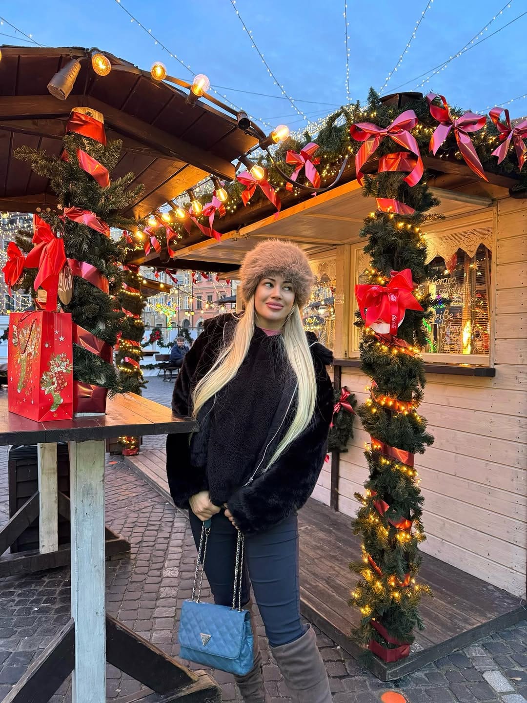 Post 9 by Alexandra on Instagram (carousel)
