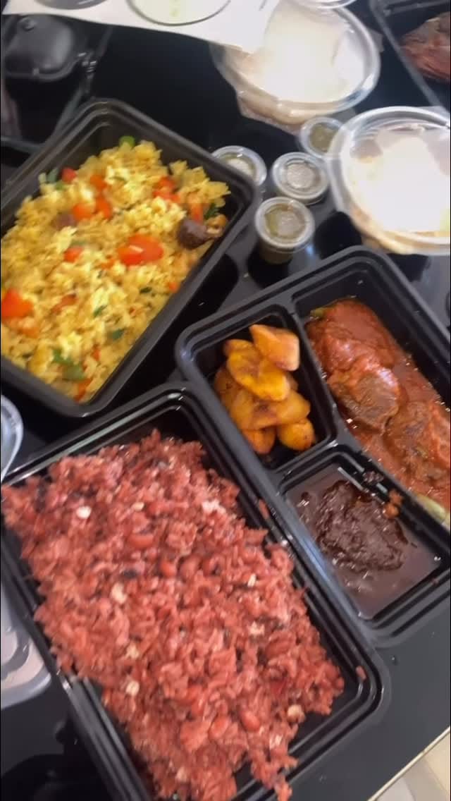 Post 3 by Sandraaaah____alvaro🇬🇭🇦🇪🇨🇦 on Instagram (video)