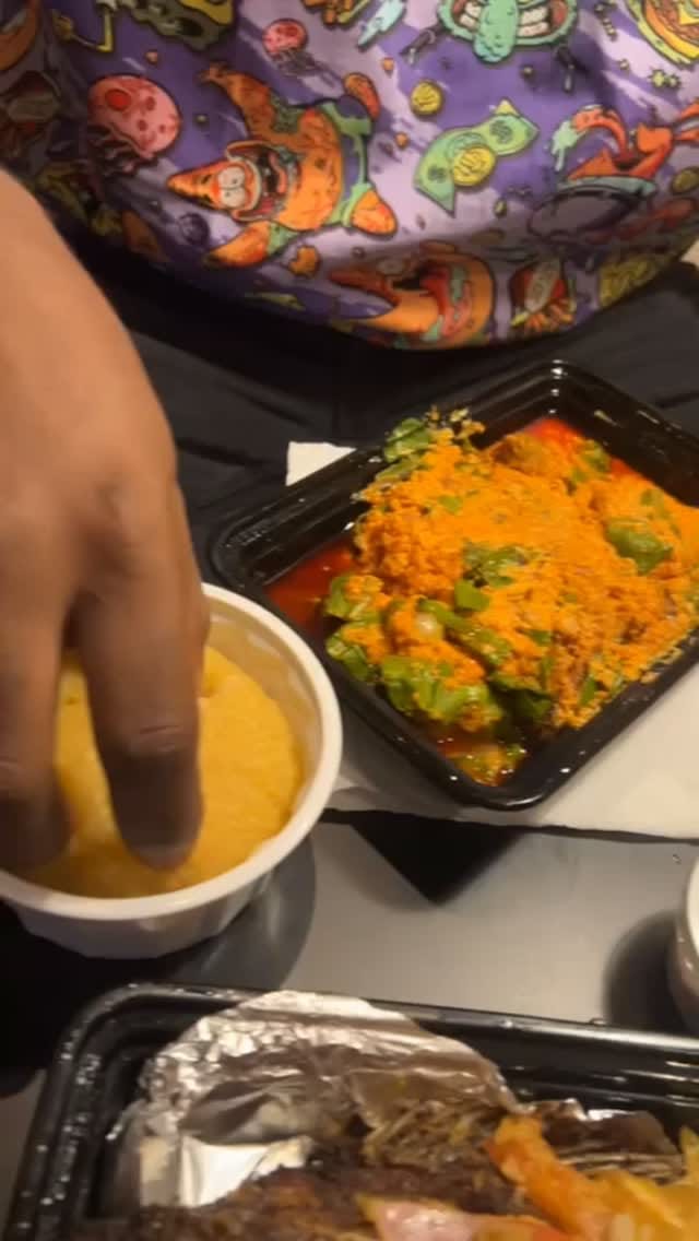 Post 5 by Sandraaaah____alvaro🇬🇭🇦🇪🇨🇦 on Instagram (video)