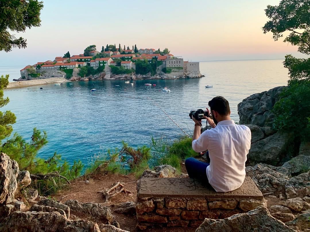 Post 6 by James Jamous on Instagram (image)