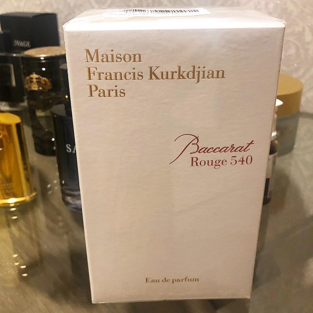 Post 2 by @royal.perfumess on Instagram (image)