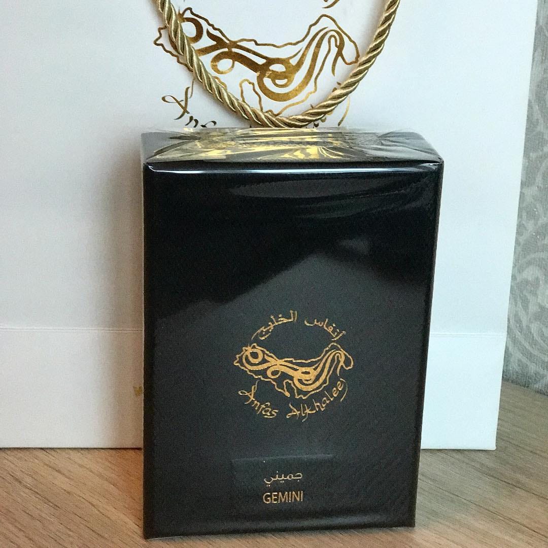 Post 8 by @royal.perfumess on Instagram (image)