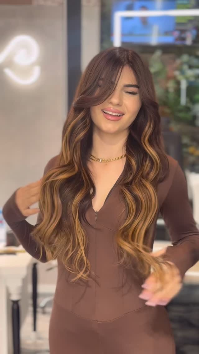 Post 8 by 𝐌𝐚𝐥𝐢 𝐎̈𝐳𝐠𝐮̈𝐥 on Instagram (video)