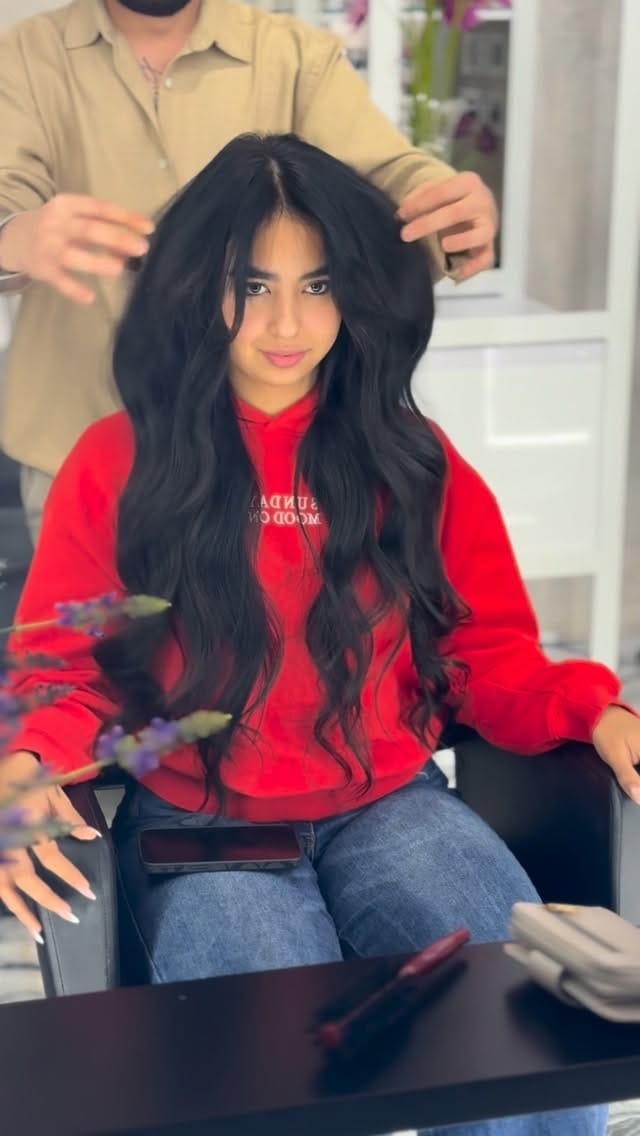 Post 4 by 𝐌𝐚𝐥𝐢 𝐎̈𝐳𝐠𝐮̈𝐥 on Instagram (video)