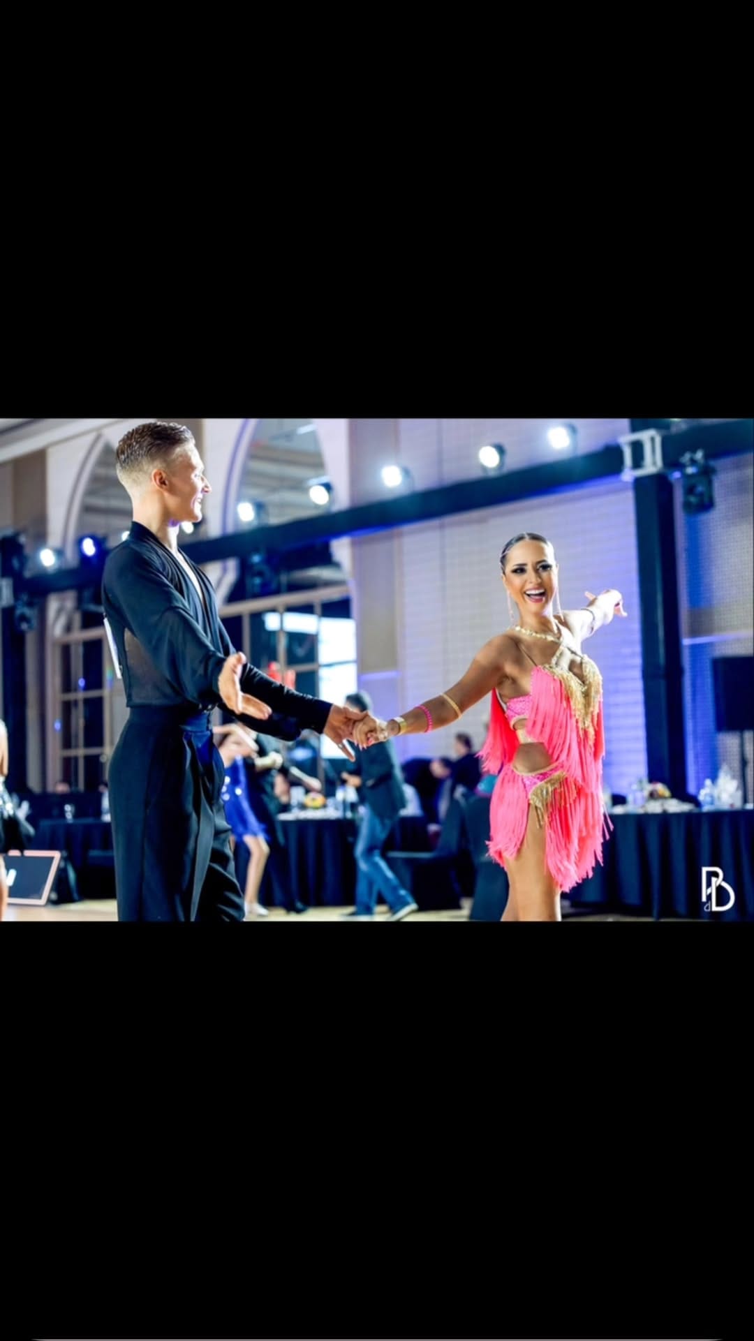 Post 2 by Latifa Moh on Instagram (video)