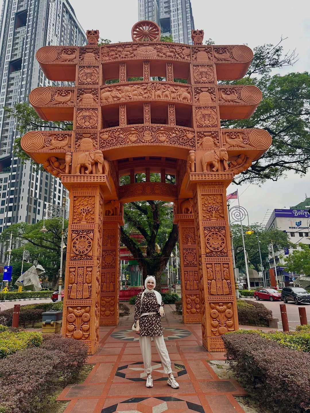 Post 4 by Tülay Özdoğan🩵 on Instagram (carousel)