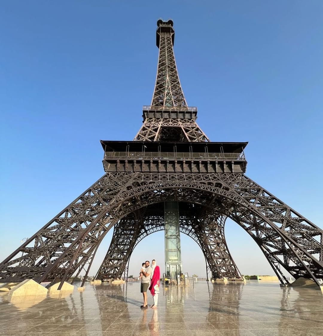 Post 9 by Fahad Zain Jawaid on Instagram (image)