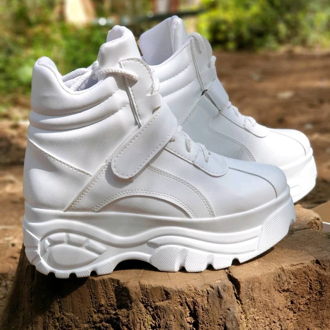 Post 5 by TM en ligne shop on Instagram (carousel)