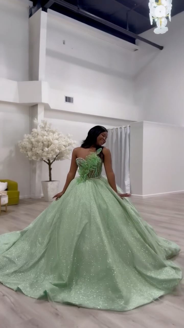 Post 3 by Julie Nma Ihe on Instagram (video)