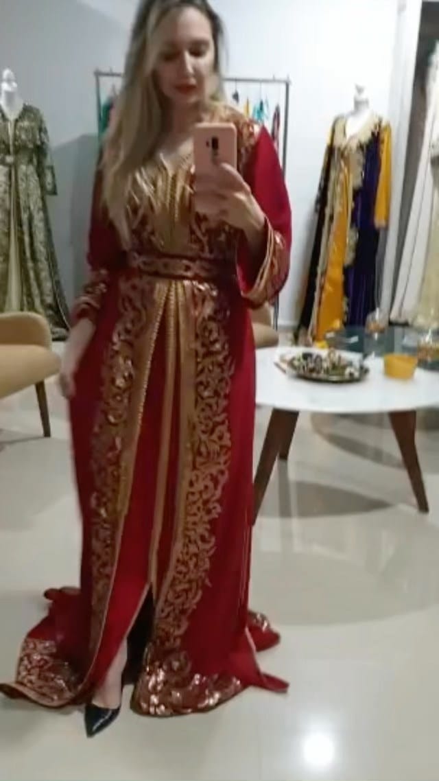 Post 3 by AMRANI_HauteCouture on Instagram (video)