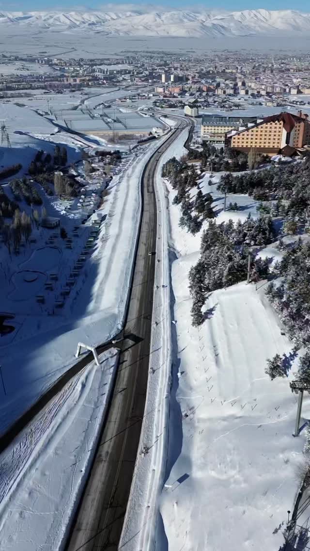 Post 2 by Önder Koca on Instagram (video)