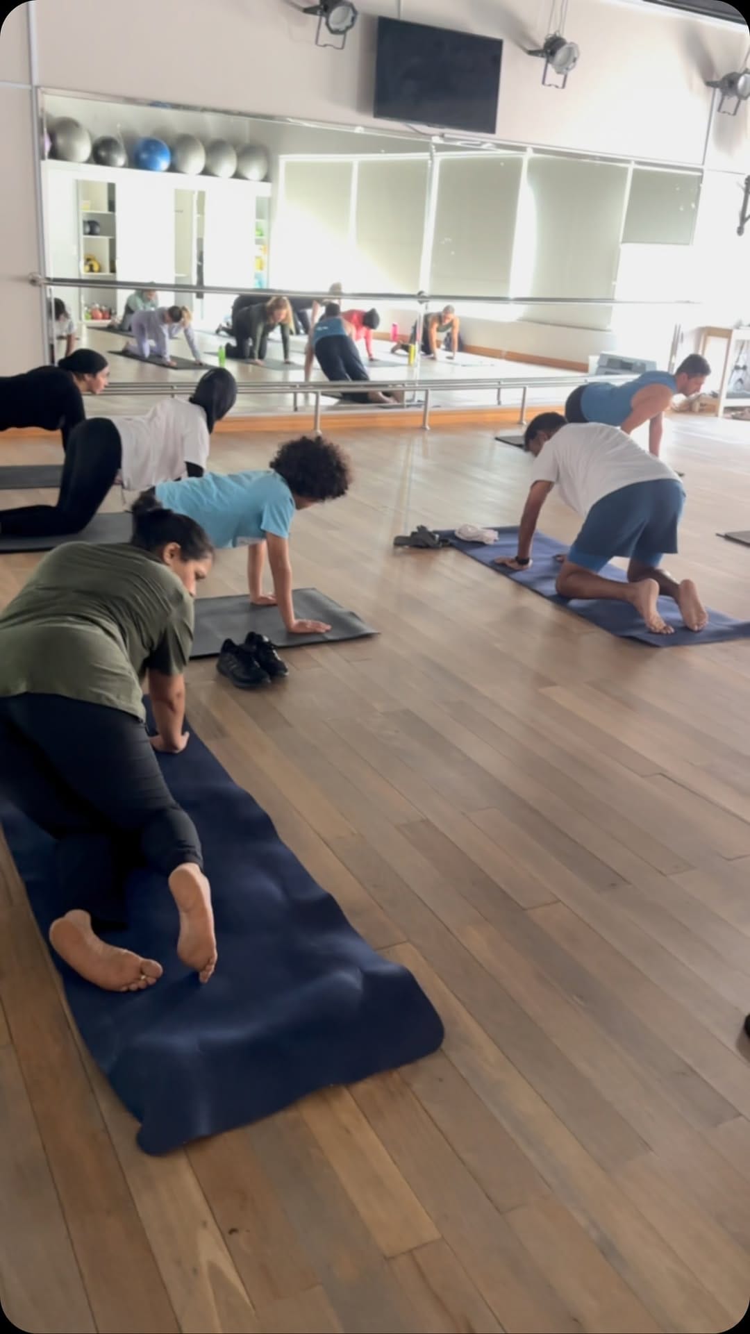 Post 2 by THE ROOM ABU DHABI on Instagram (video)