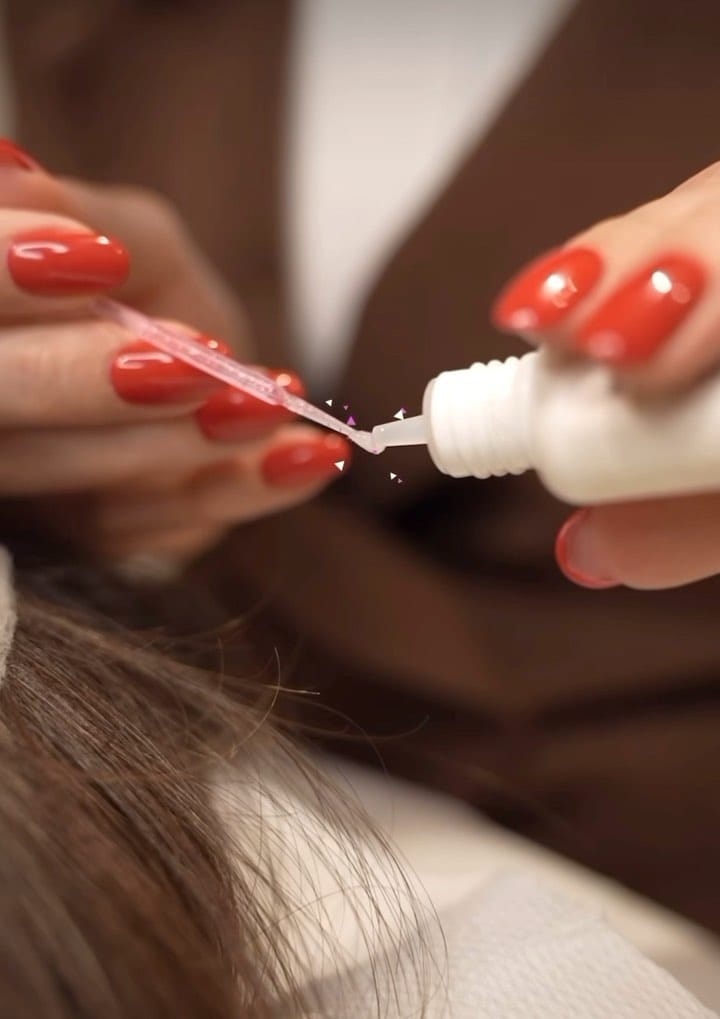 Post 9 by dubai eyelash extension on Instagram (video)