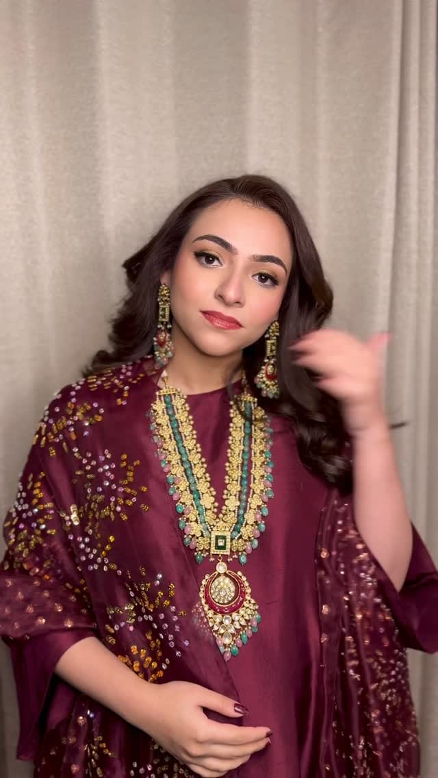 Post 6 by Danish MUA on Instagram (video)