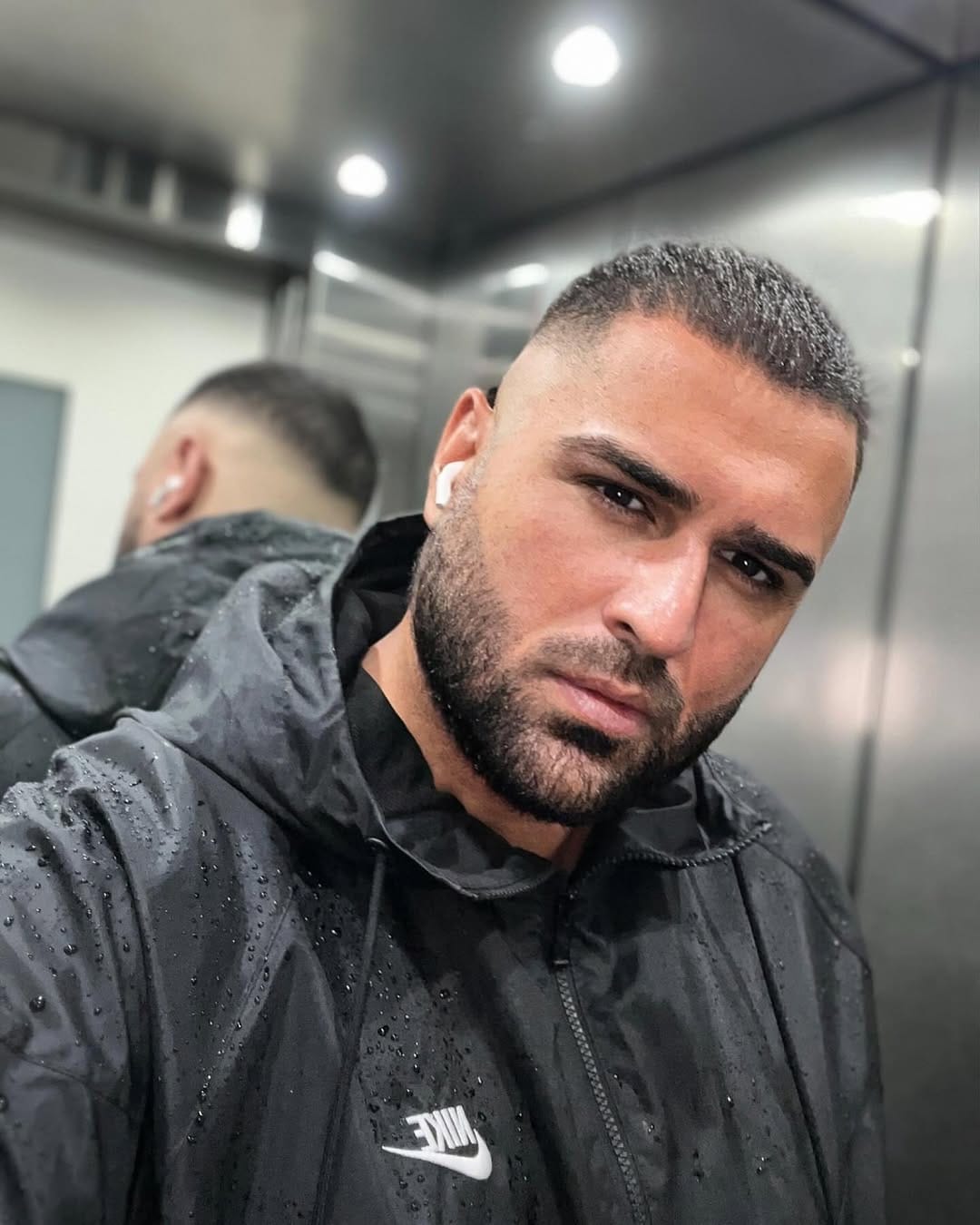 Post 4 by Esat Basaran on Instagram (image)