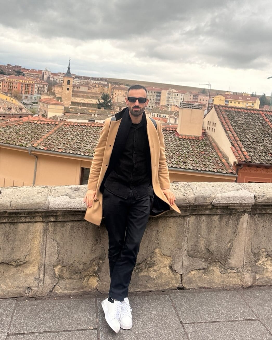 Post 4 by FEFE on Instagram (image)